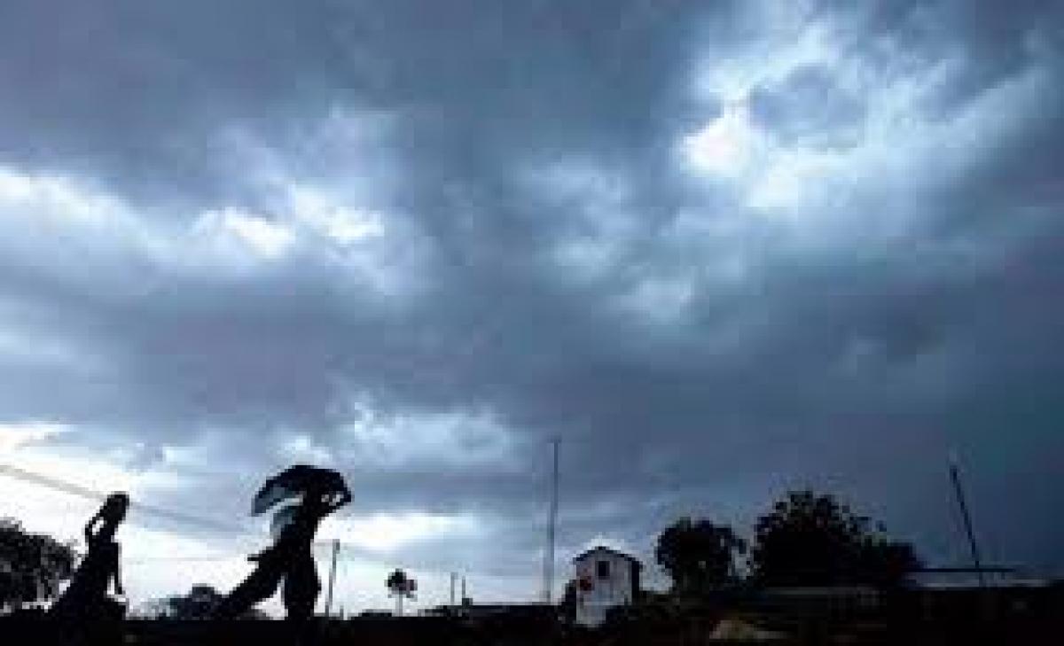 Thunderstorm warning issued in Telangana, AP